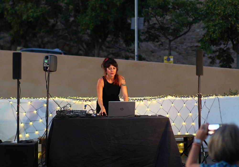 La Niña Dj